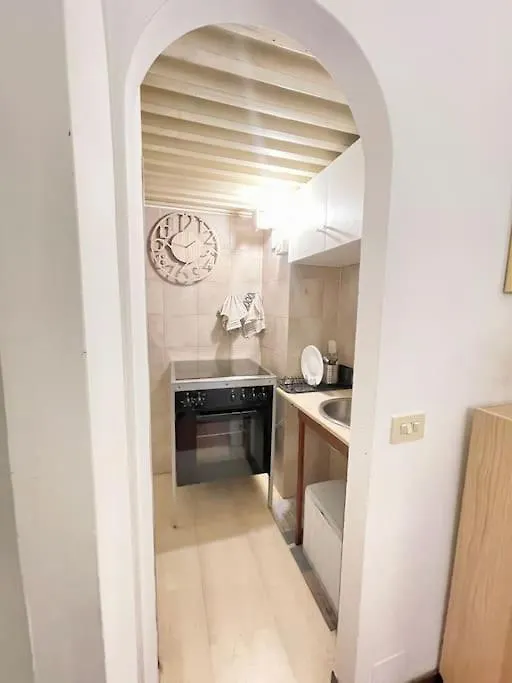 Cozy Apartment In Trastevere Roma