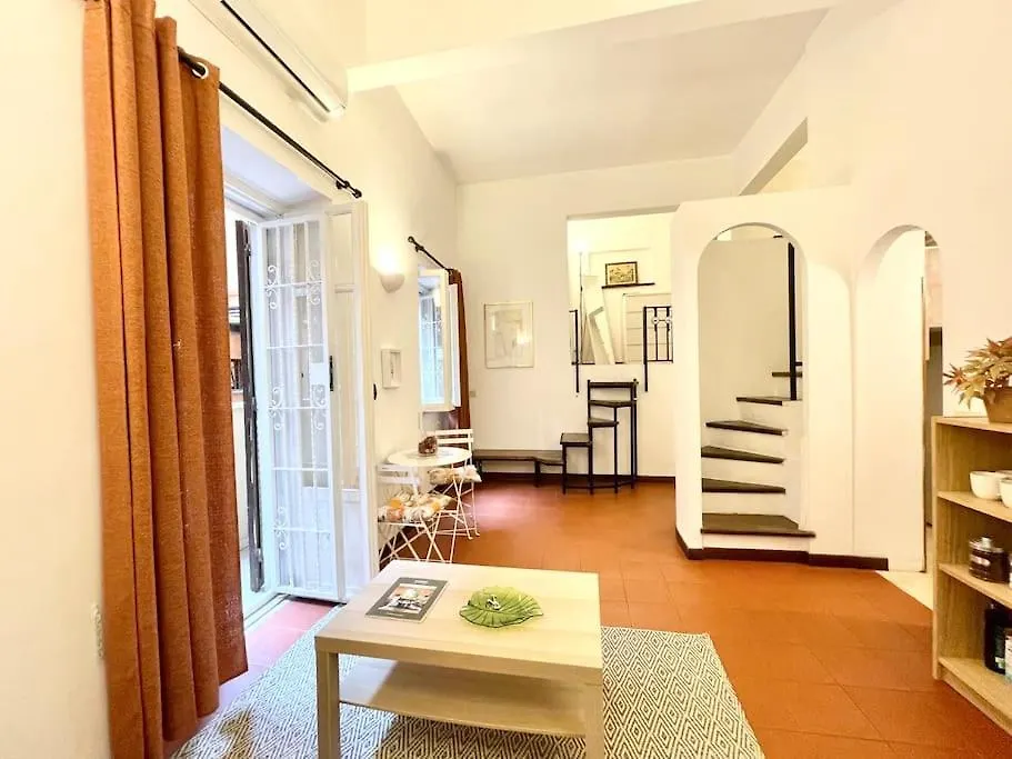 Cozy Apartment In Trastevere Roma Itália
